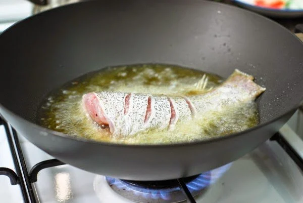 cara menggoreng ikan agar tetap garing